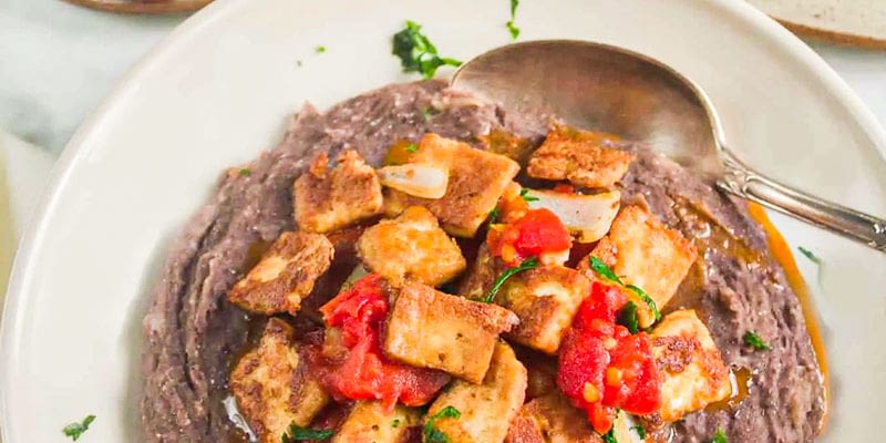 TUTU DE FEIJÃO VEGANO